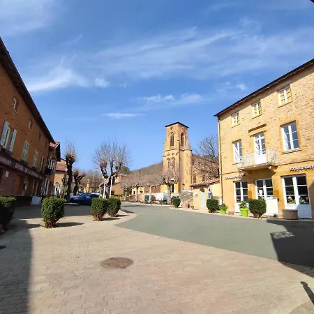 Les Meubles Des Pierres Dorees - De Charme Pour Groupe