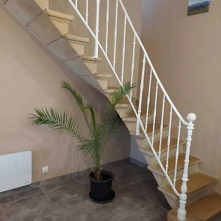 Apartman Les Meubles Des Pierres Dorees - De Charme Pour Groupe