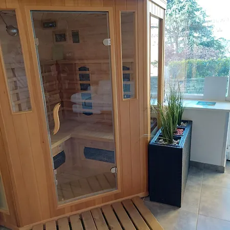 Les Meubles Des Pierres Dorees - De Charme Pour Groupe Avec Sauna