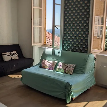 Appartement Les Meublés Des Pierres Dorées - De Charme Pour Groupe *